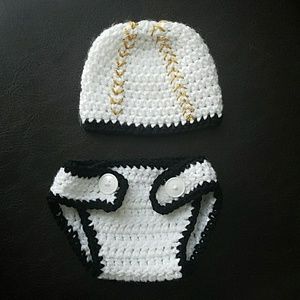 Newborn crochet hat and diaper cover